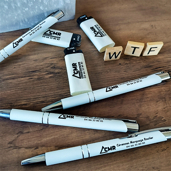 stylo et briquet publicitaire pour entreprise gardoise
