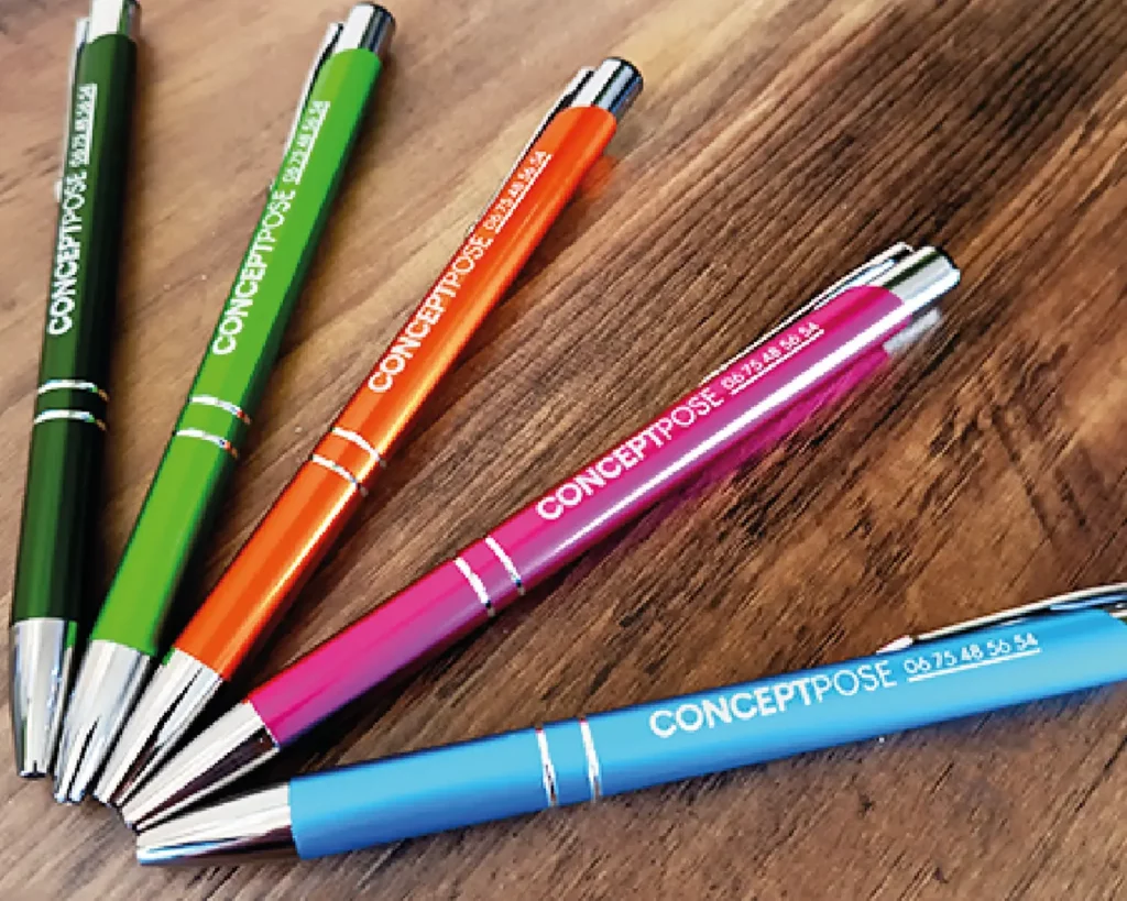 grtavure sur stylo publicitaire